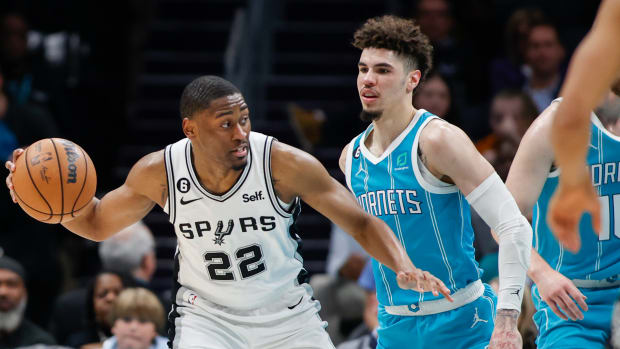malaki branham lamelo ball hornets 43